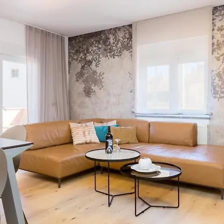 Malin Apartment