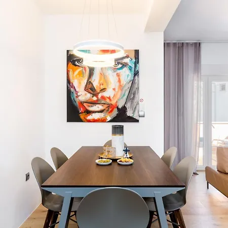 Malin Apartment *